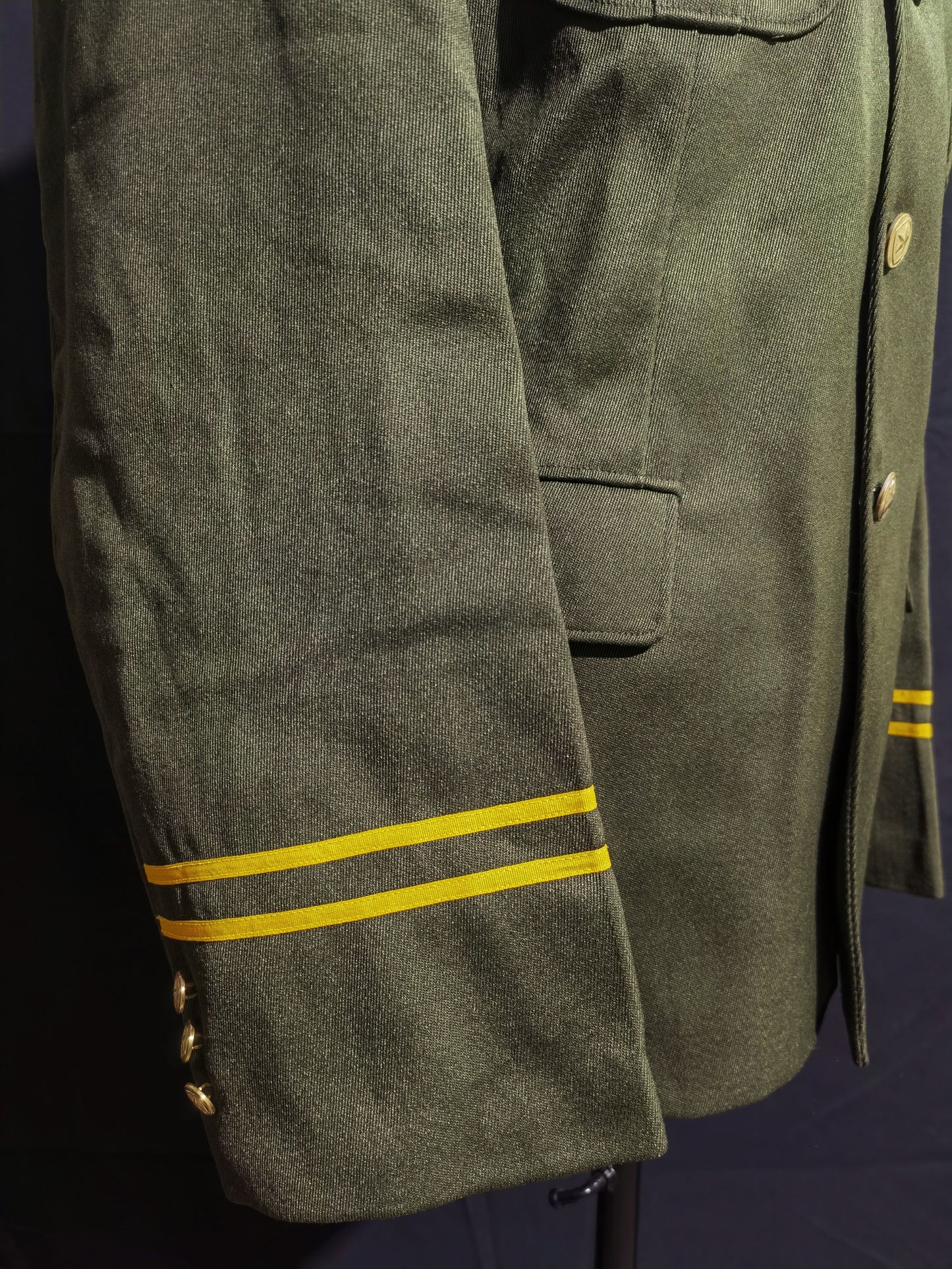 Original Type 95 Police Winter Uniform Set (Wool Gabardine Lapel Jacket, Trousers & Winter Fur Cap, Grade 1 Superintendent)