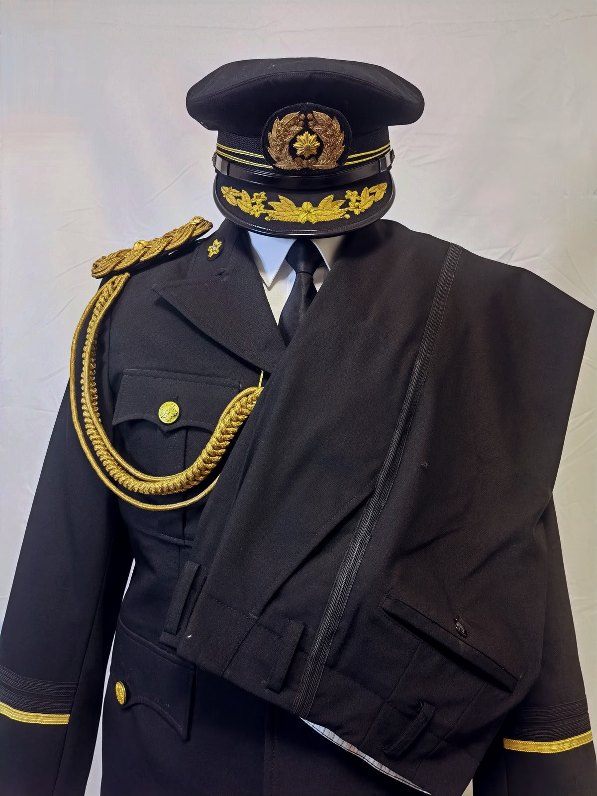 Showa 43 Japanese Police Keishikan Full Dress Uniform Reproduction Set