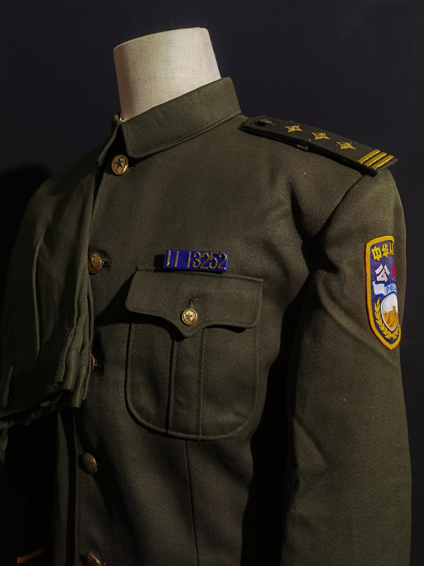 Original Type 95 Police Winter Uniform Set (Wool Gabardine Lapel Jacket, Trousers & Winter Fur Cap, Grade 1 Superintendent)